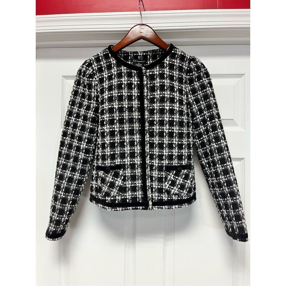 CR Signature Chanel Style Black & White Velvet Trim Jacket sz M EUC